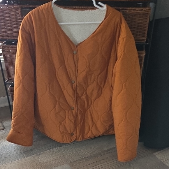 Jackets & Blazers - Women's Quilted Button-Up Jacket in Orange